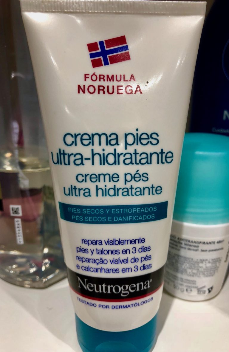 Neutrogena crema pies ultra-hidratante.