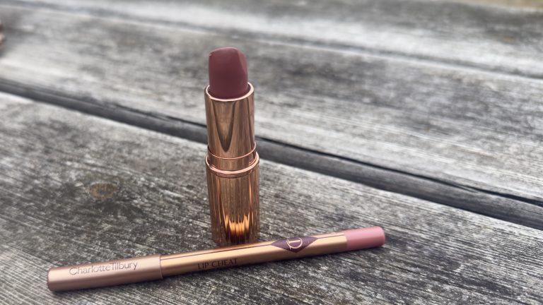 Charlotte Tilbury Pillow Talk Original: mi opinión sobre el pintalabios y el delineador de labios