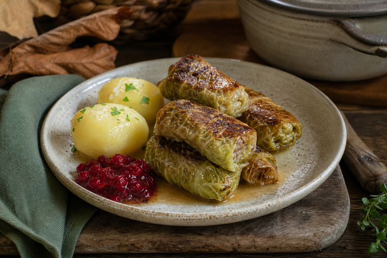 Kåldolmar, los rollitos de col rellena de la cocina tradicional sueca